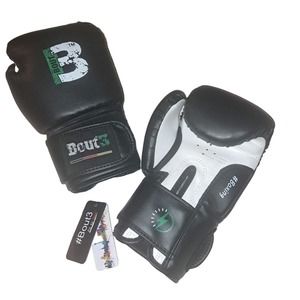 NIB - BOUT 3 Black Boxing Gloves